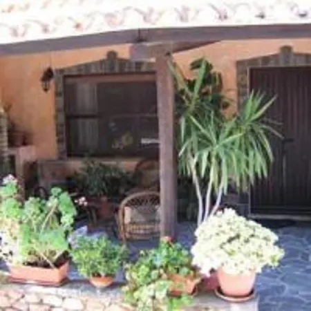Casa Sa Carrubedda * Сант'Анна-Аррези